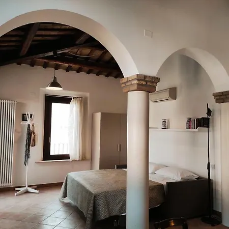 Apartment Via Zagarelli Alle Mura 80 *