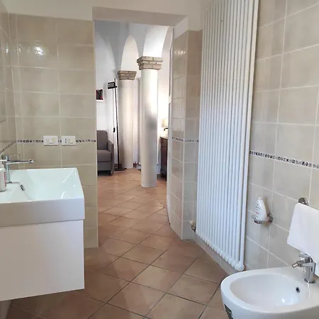 Apartment Via Zagarelli Alle Mura 80 *